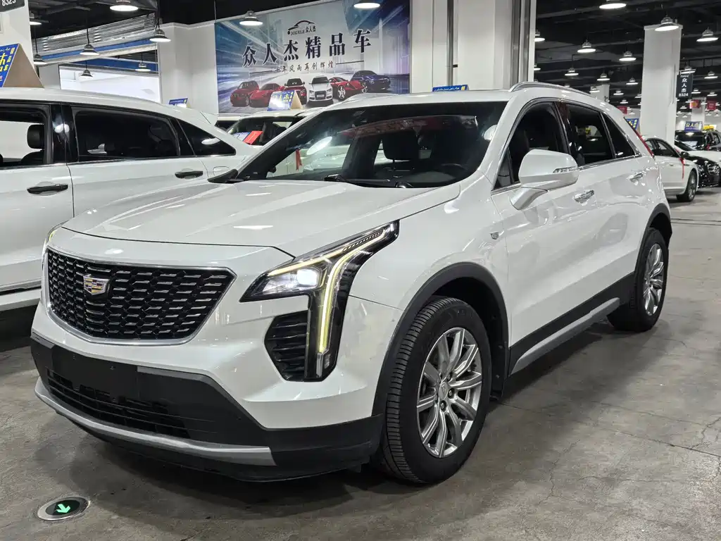 Cadillac XT4 — фото 2