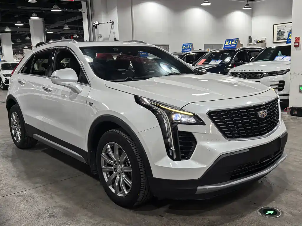 Cadillac XT4 — фото 3