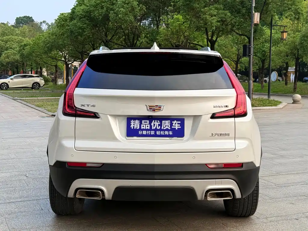 Cadillac XT4 — фото 5