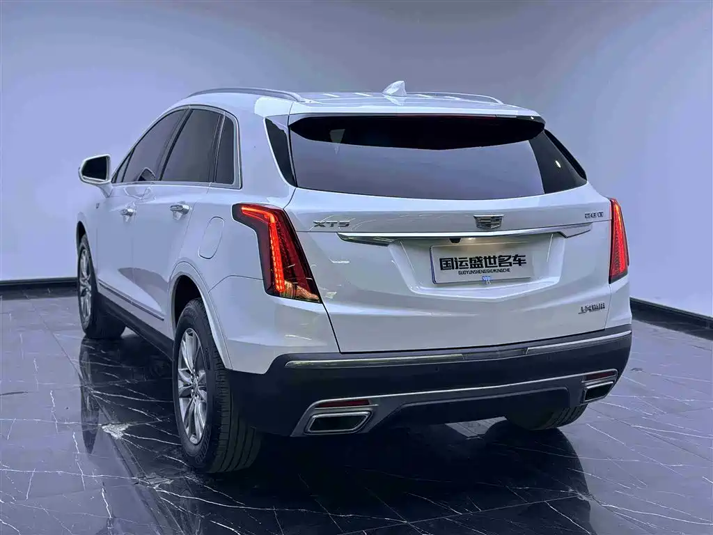 Cadillac XT5 — фото 6