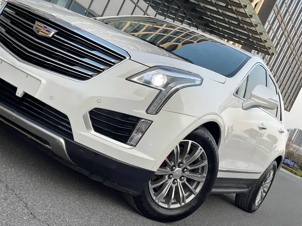 Cadillac XT5 — фото 4
