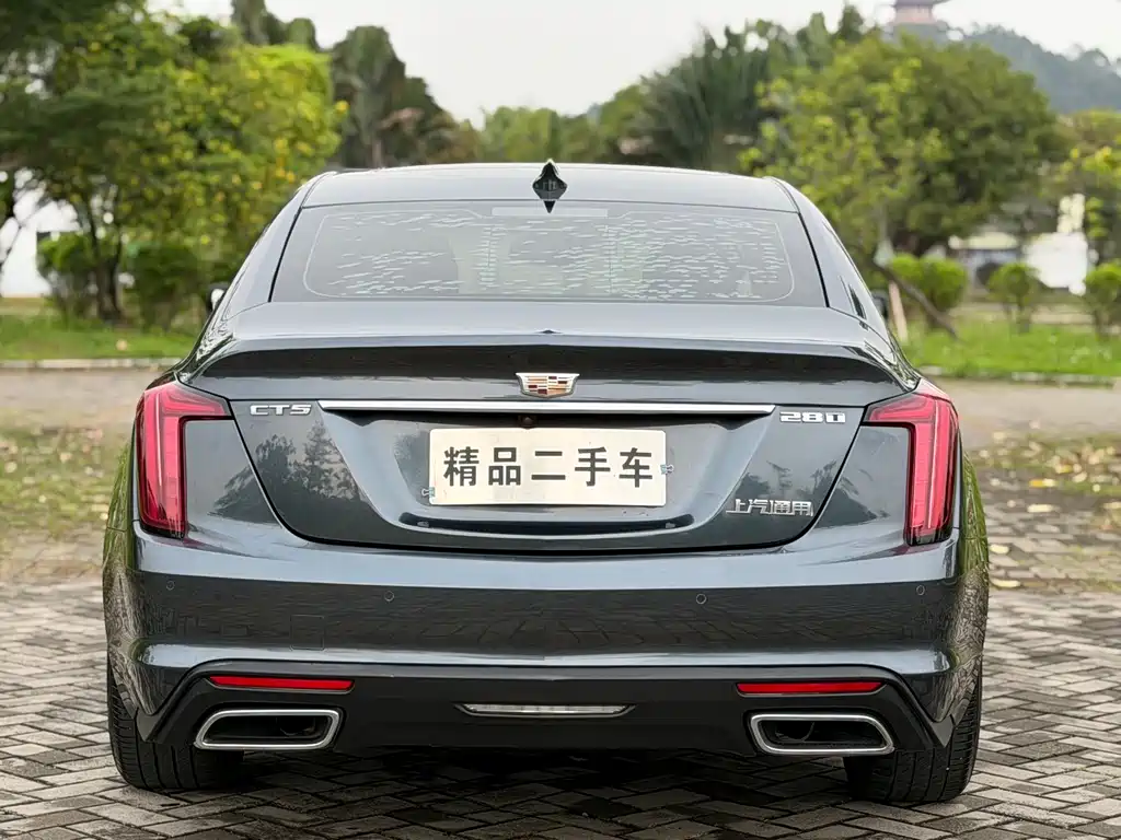 Cadillac CT5 — фото 17