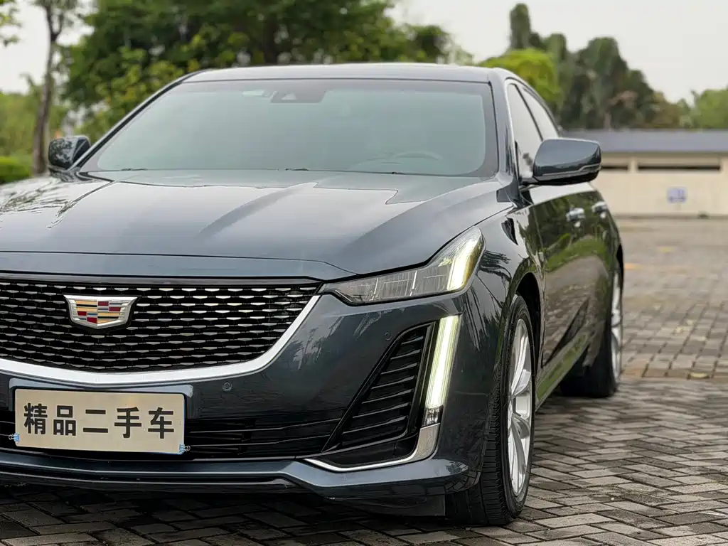 Cadillac CT5 — фото 4