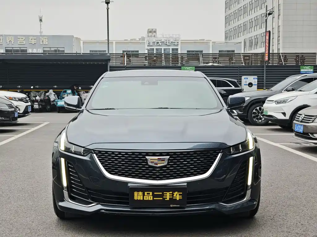 Cadillac CT5 — фото 2