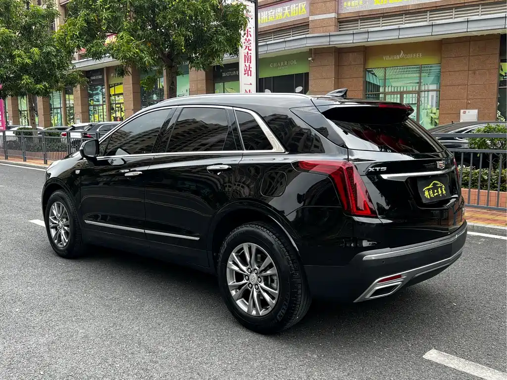 Cadillac XT5 — фото 4