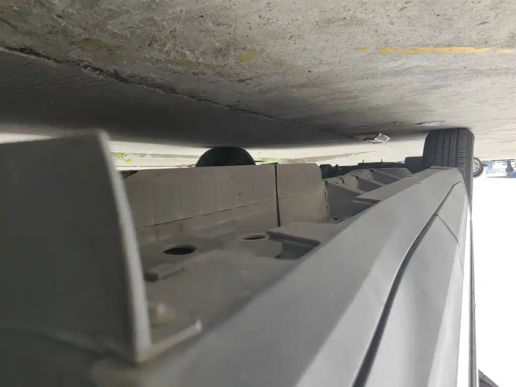 Cadillac XT5 — фото 21