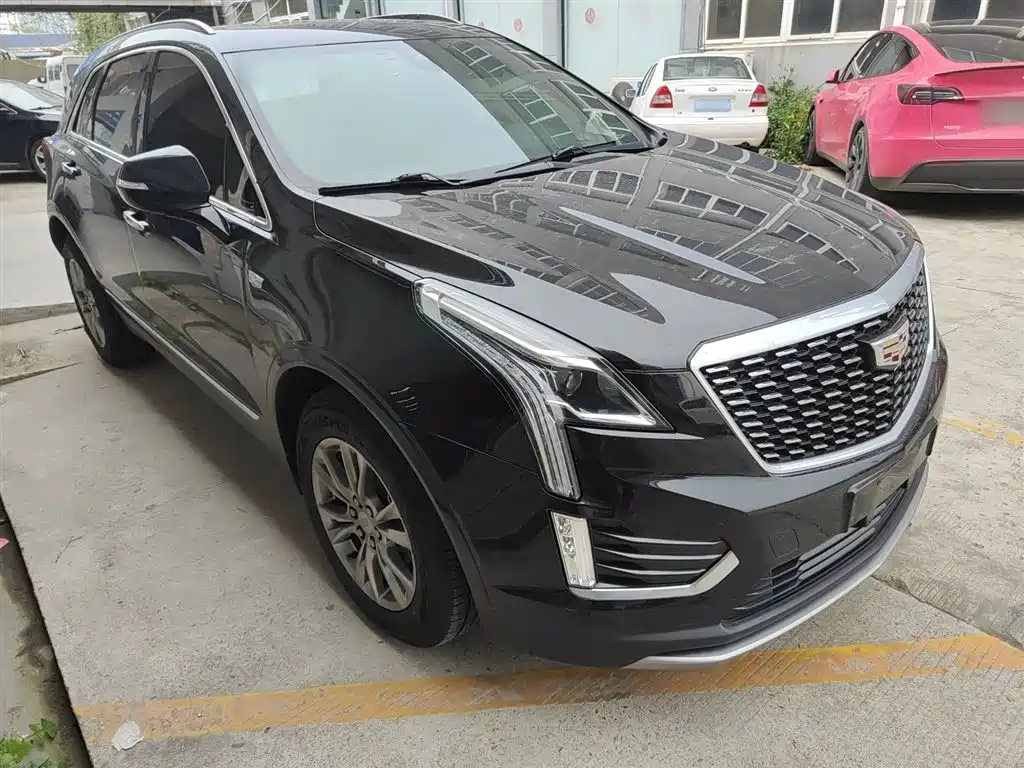 Cadillac XT5 — фото 22