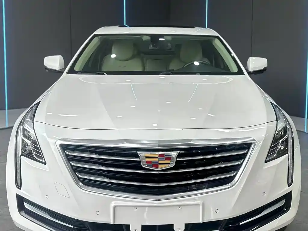 Cadillac CT6 — фото 2