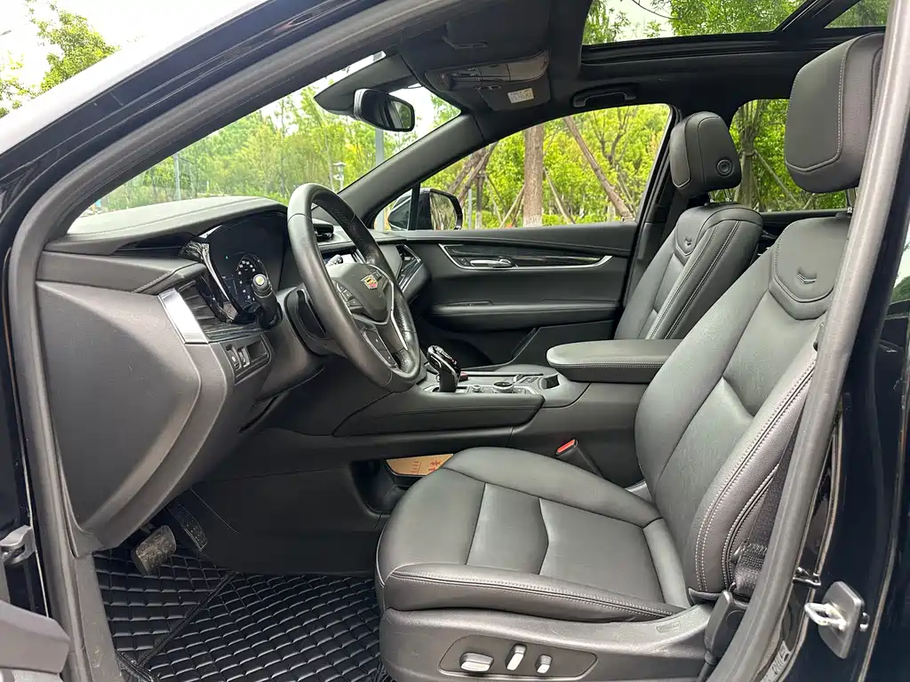 Cadillac XT5 — фото 4