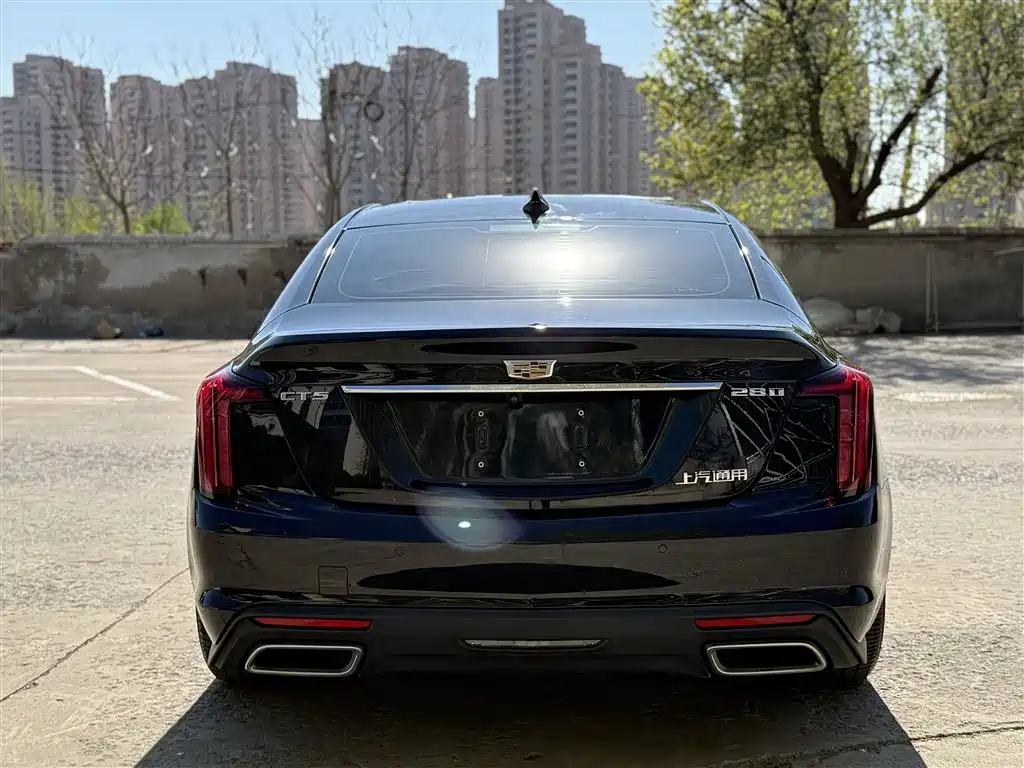 Cadillac CT5 — фото 15
