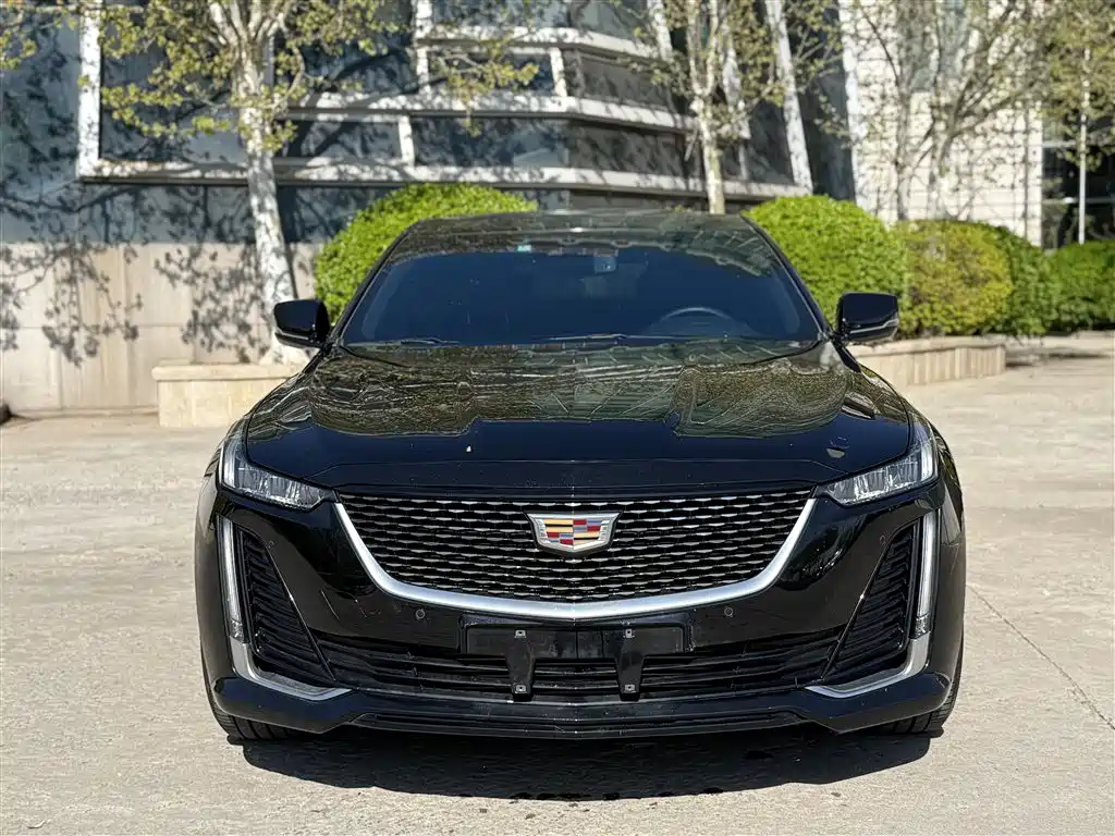 Cadillac CT5 — фото 10