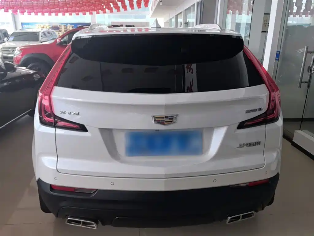 Cadillac XT4 — фото 4