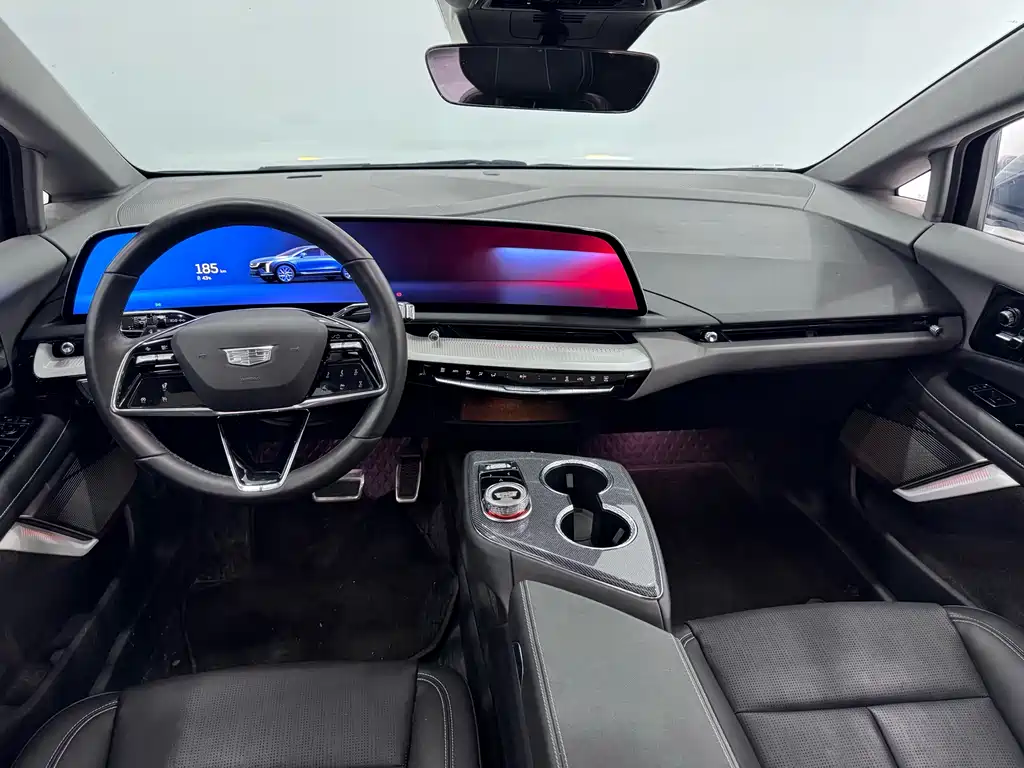 Cadillac IQ — фото 3