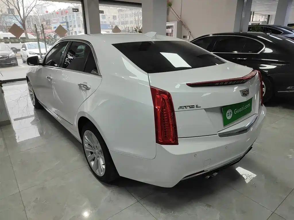 Cadillac ATS-L — фото 23