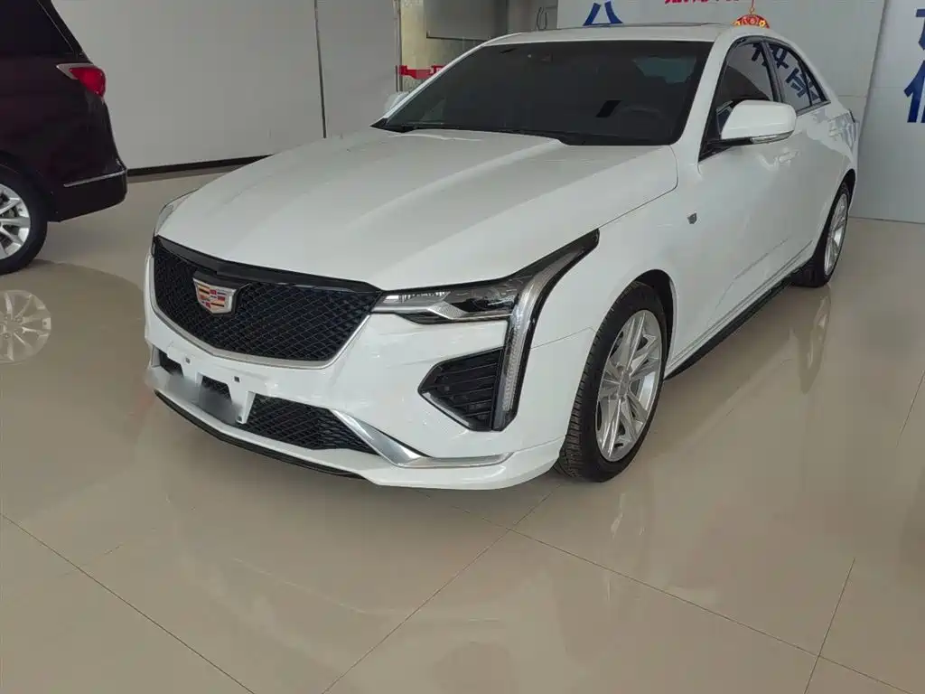 Cadillac CT4 — фото 2
