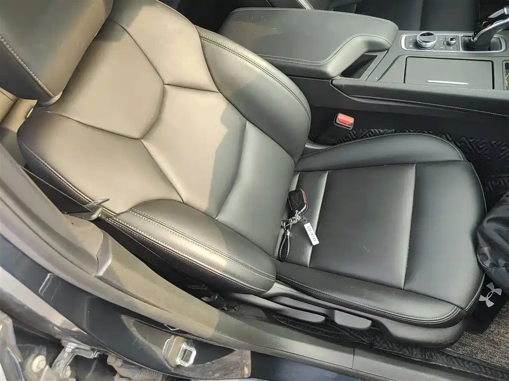 Cadillac CT5 — фото 20