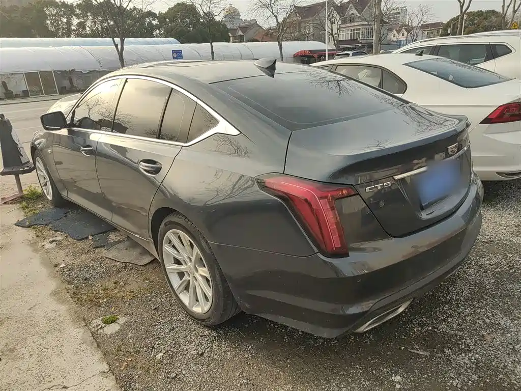 Cadillac CT5 — фото 23