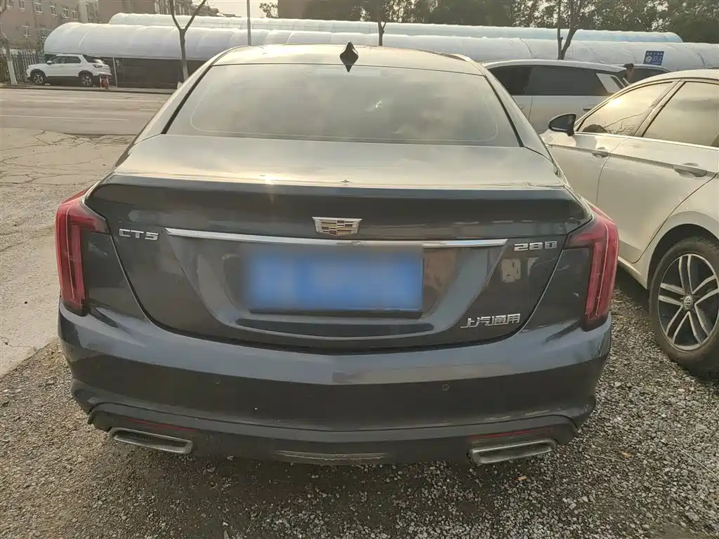 Cadillac CT5 — фото 4