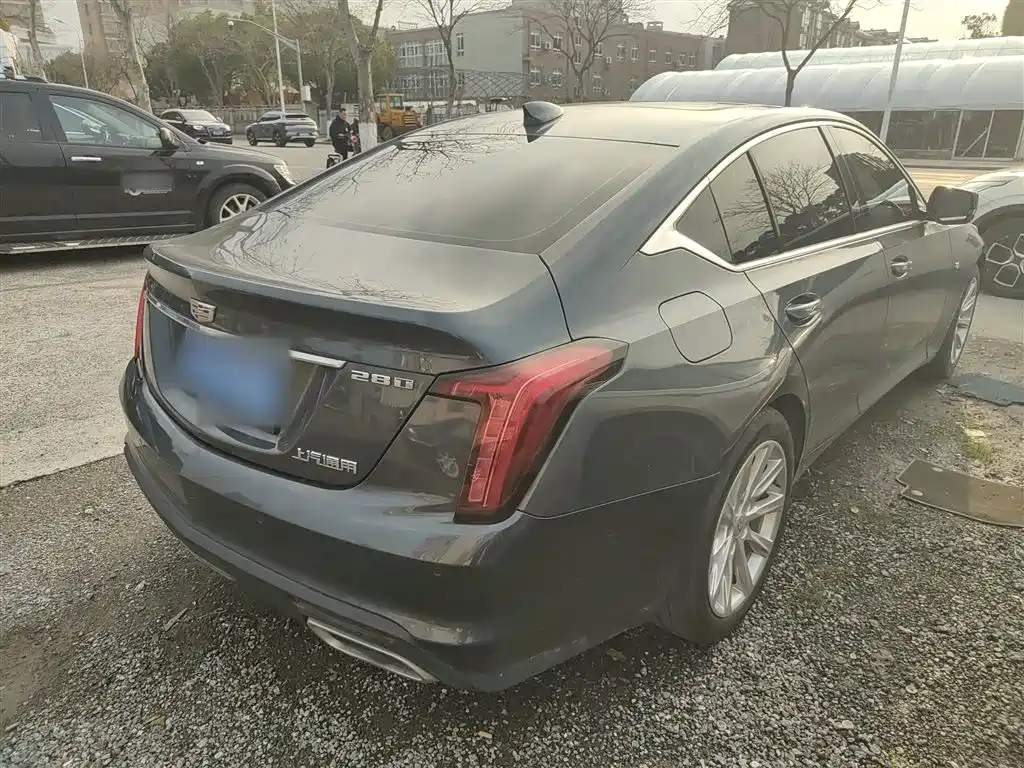 Cadillac CT5 — фото 5