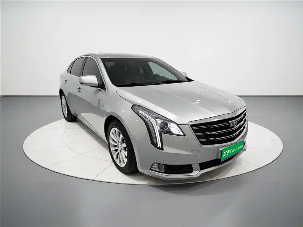 Cadillac XTS — фото 4