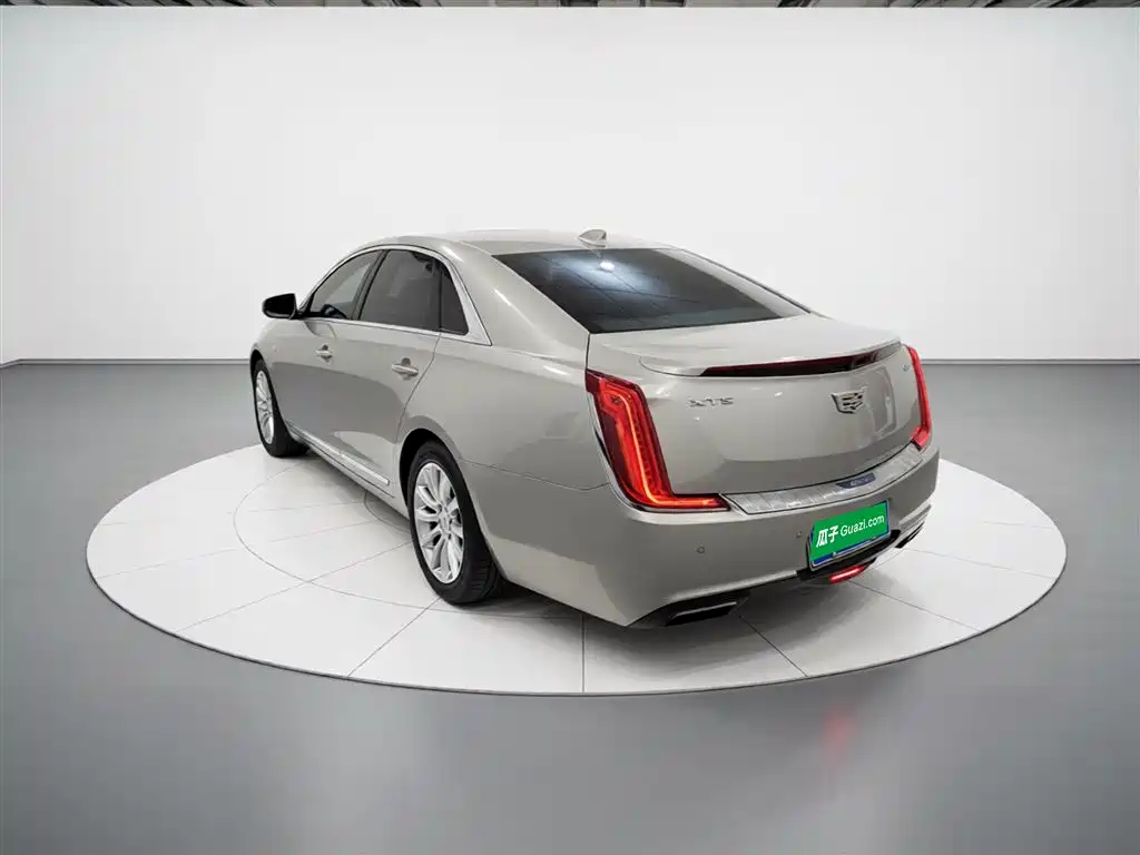 Cadillac XTS — фото 5