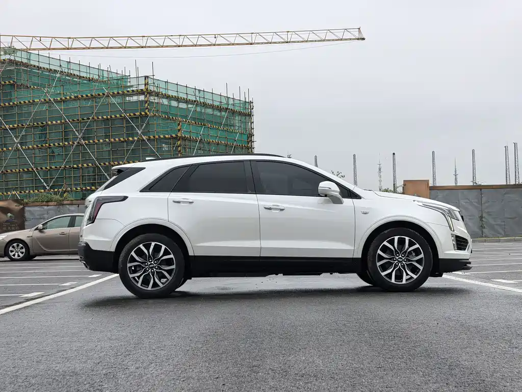 Cadillac XT5 — фото 4