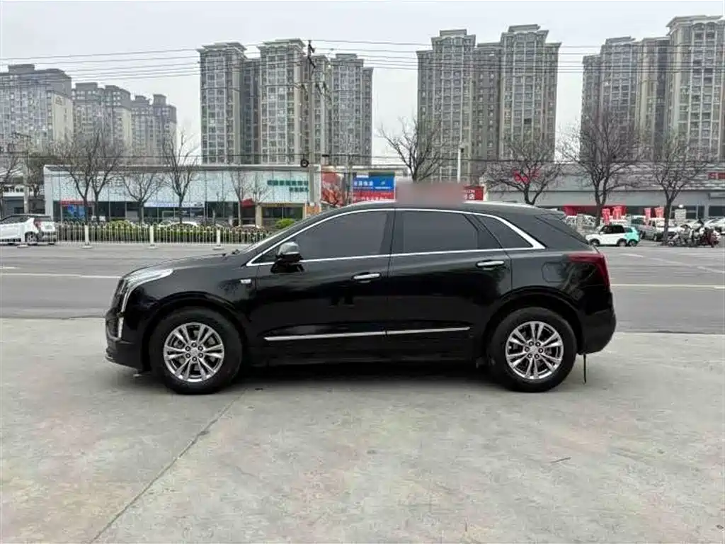 Cadillac XT5 — фото 13
