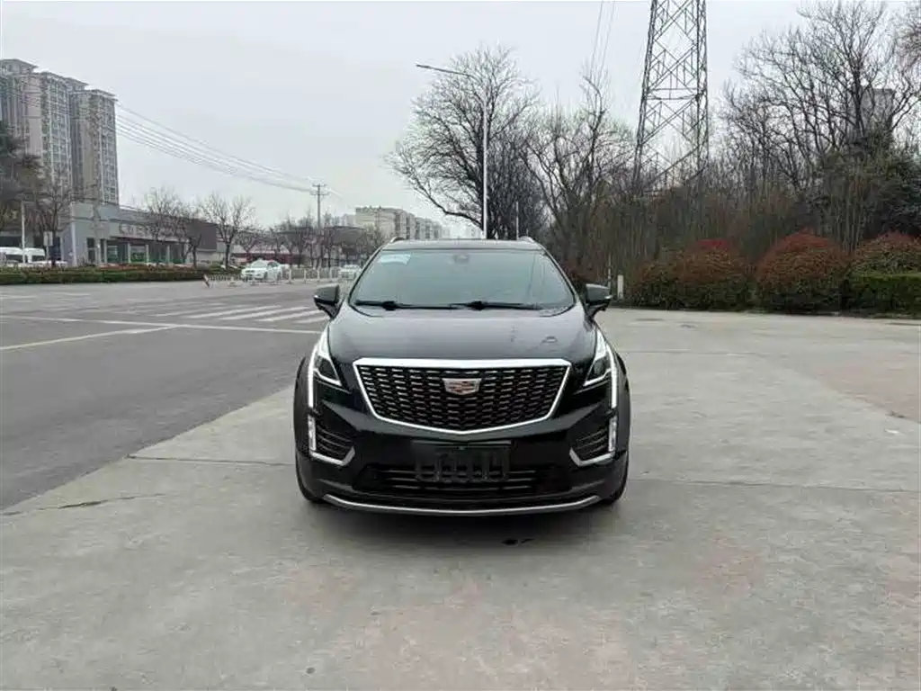 Cadillac XT5 — фото 10