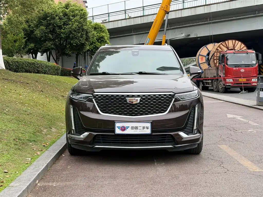 Cadillac XT6 — фото 2