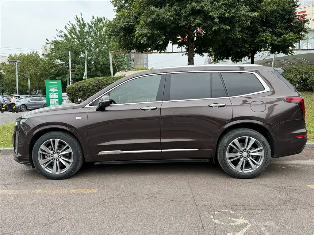 Cadillac XT6 — фото 3