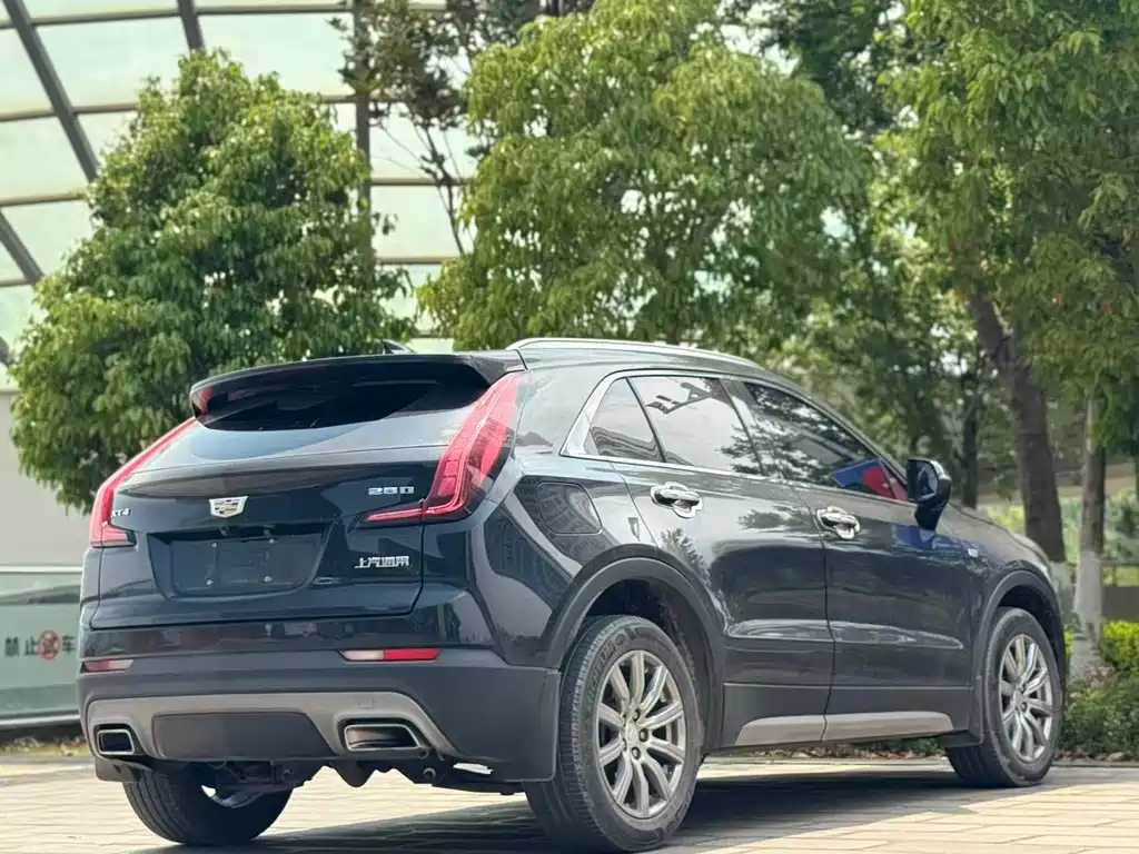 Cadillac XT4 — фото 19