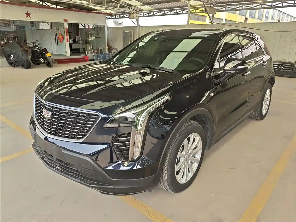 Cadillac XT4 — фото 2