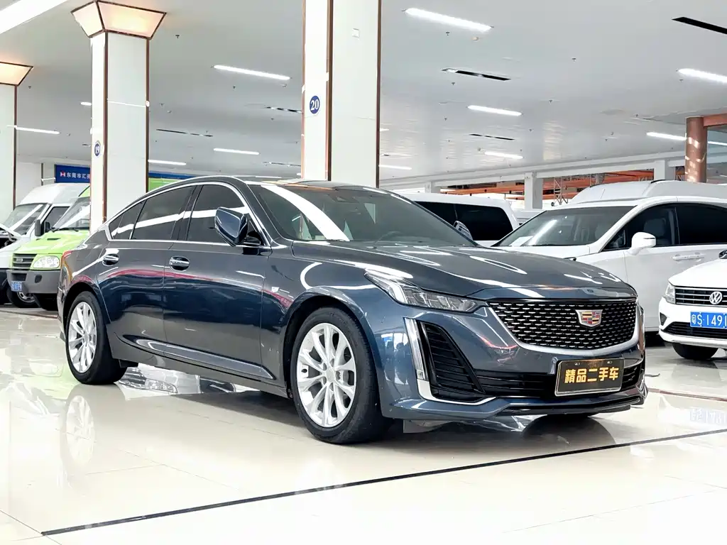 Cadillac CT5 — фото 4