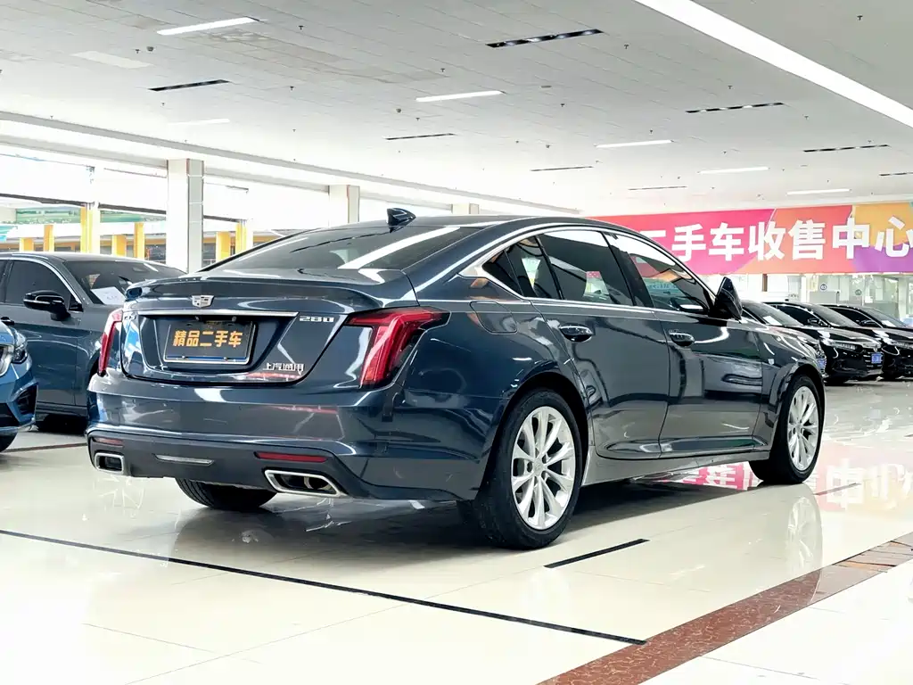 Cadillac CT5 — фото 5