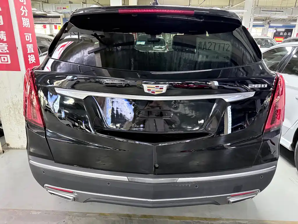 Cadillac XT5 — фото 18