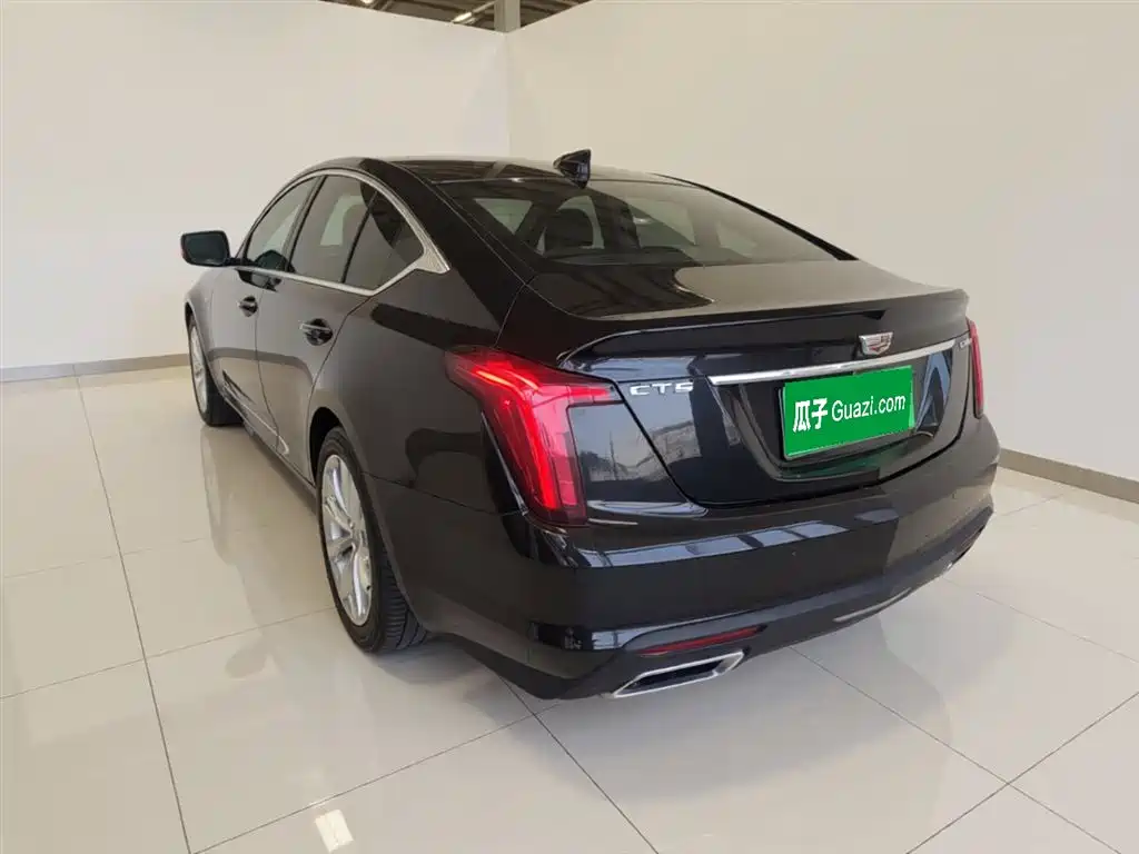 Cadillac CT5 — фото 23