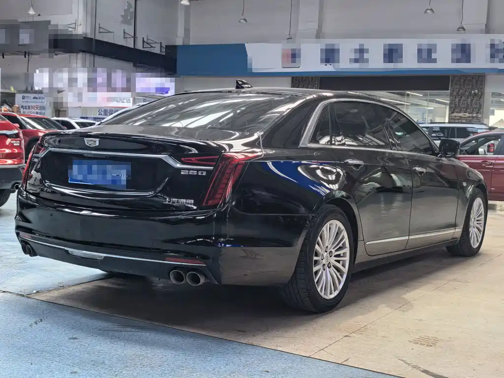 Cadillac CT6 — фото 6