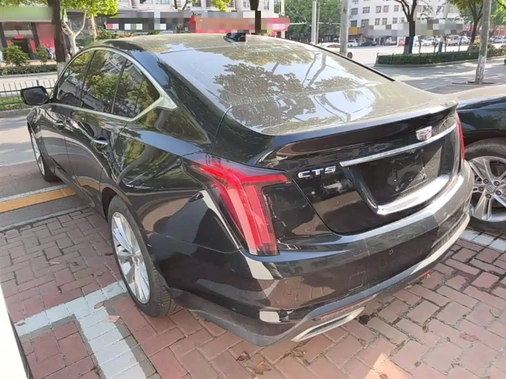 Cadillac CT5 — фото 5
