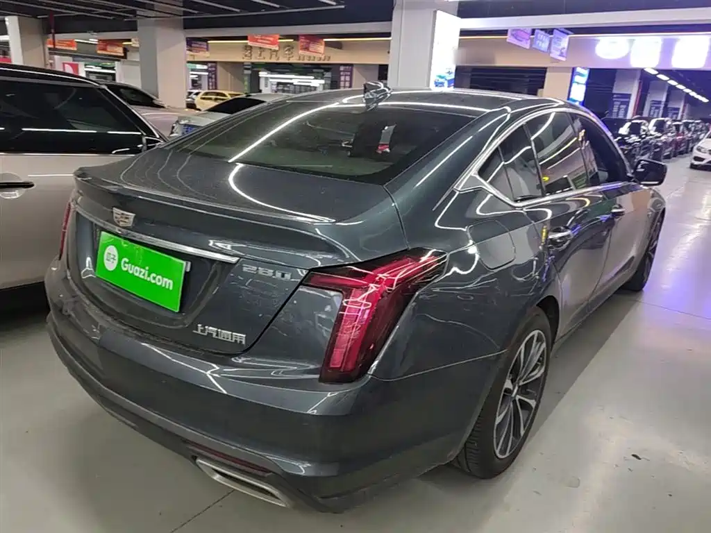 Cadillac CT5 — фото 7