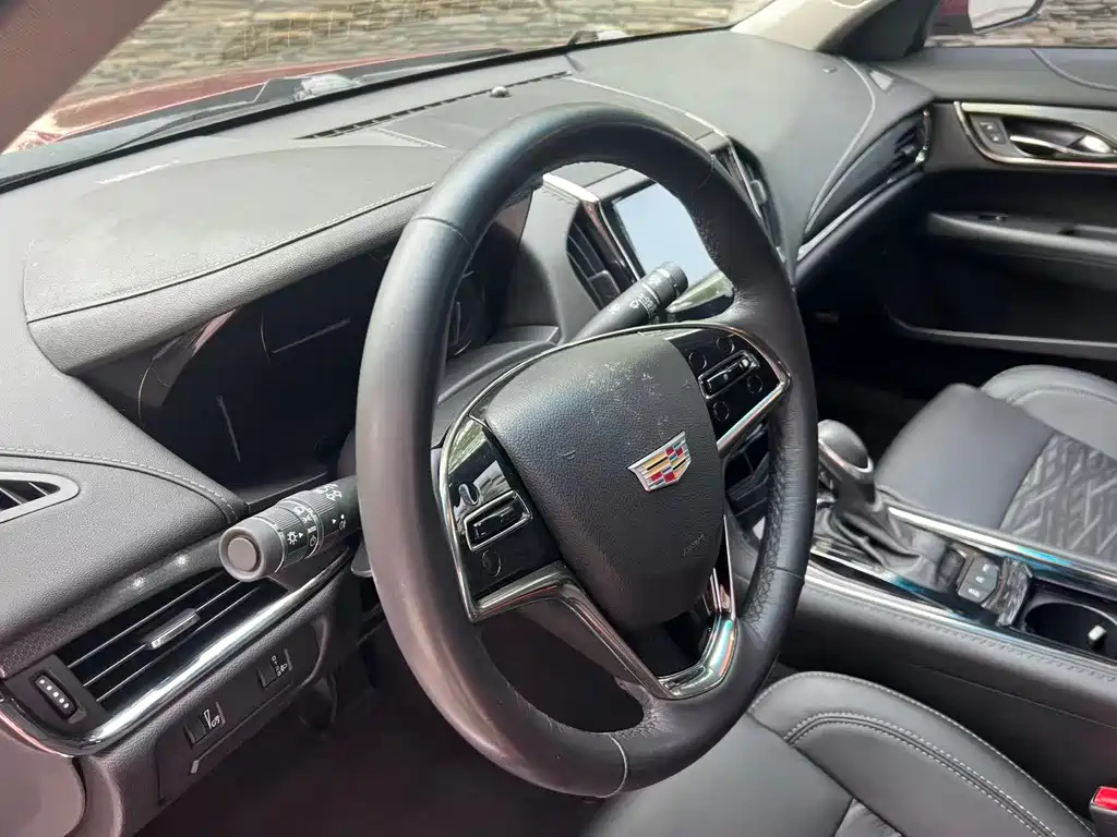 Cadillac ATS-L — фото 11