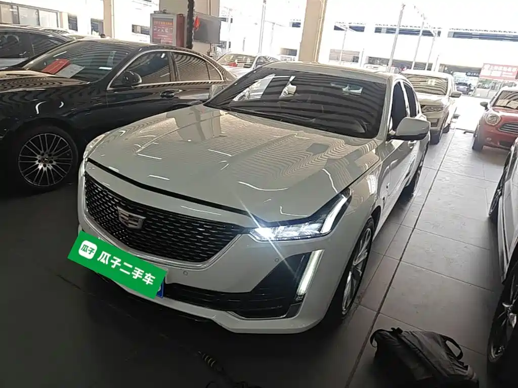 Cadillac CT5 — фото 2