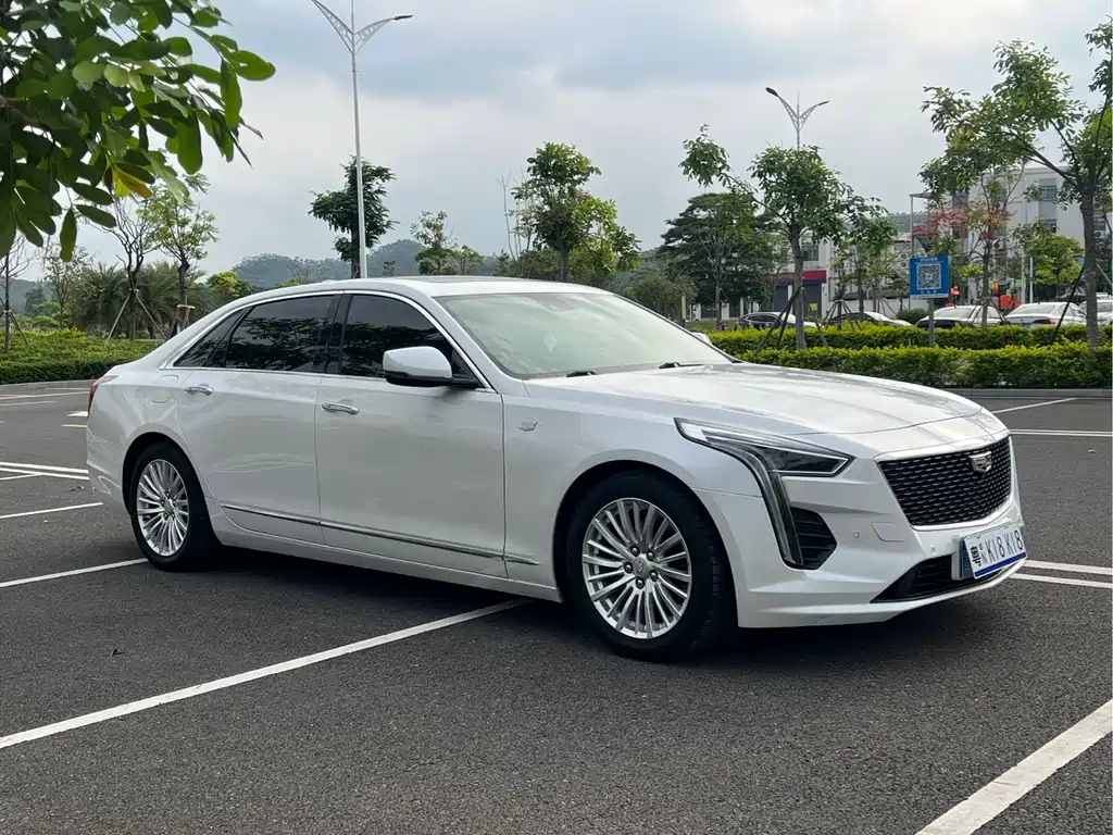 Cadillac CT6 — фото 3