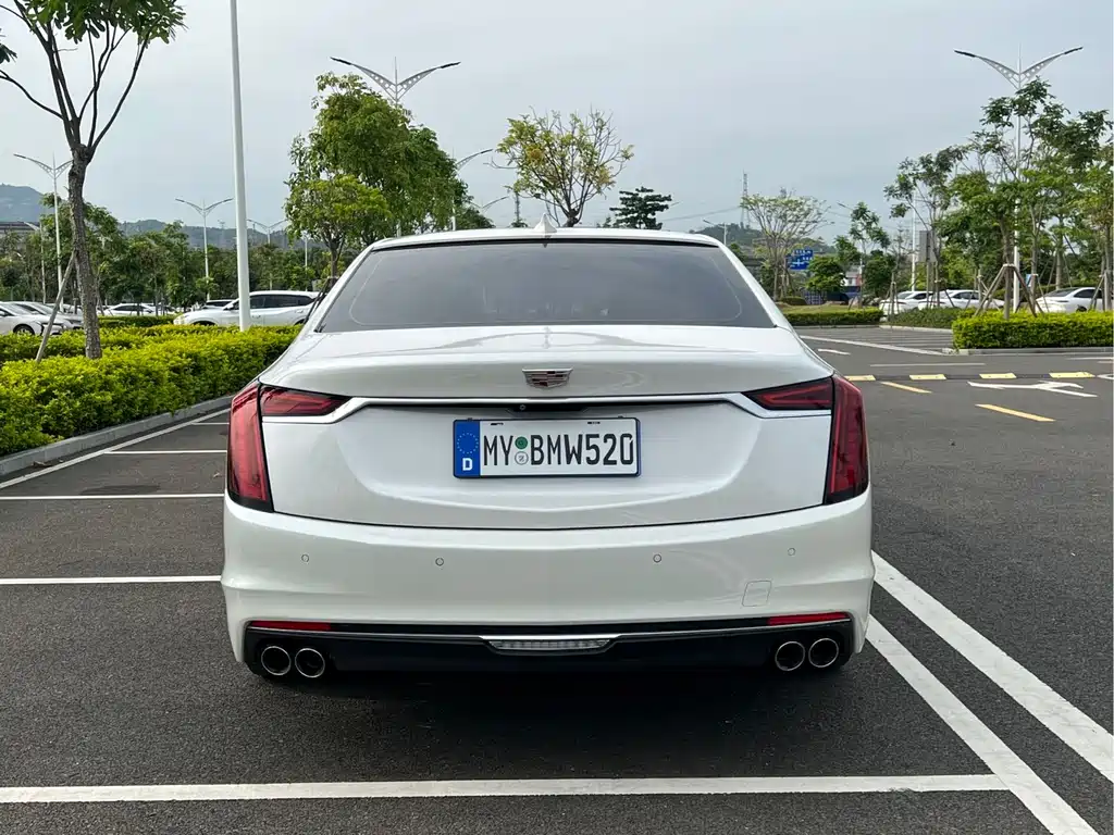 Cadillac CT6 — фото 5
