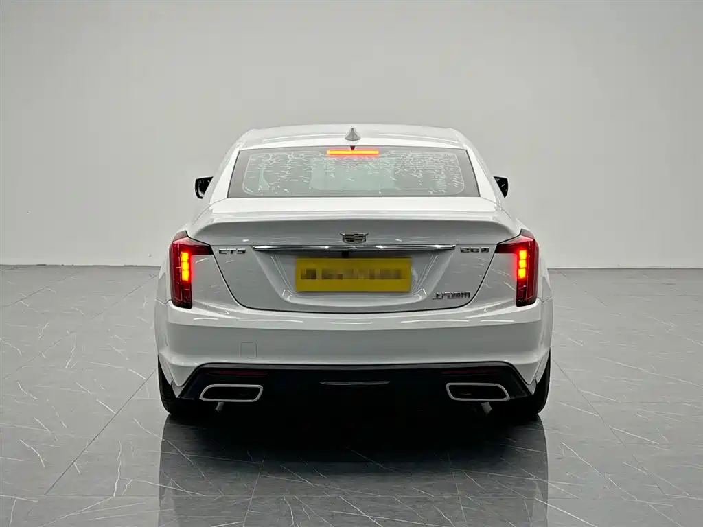 Cadillac CT5 — фото 5