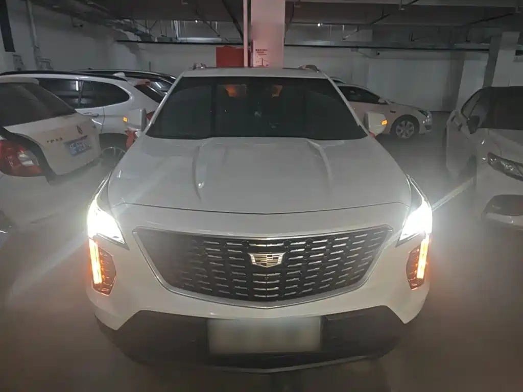 Cadillac XT4 — фото 3