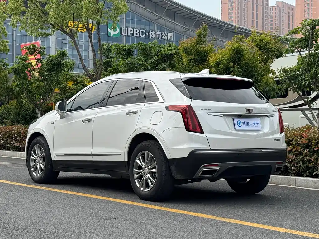 Cadillac XT5 — фото 6