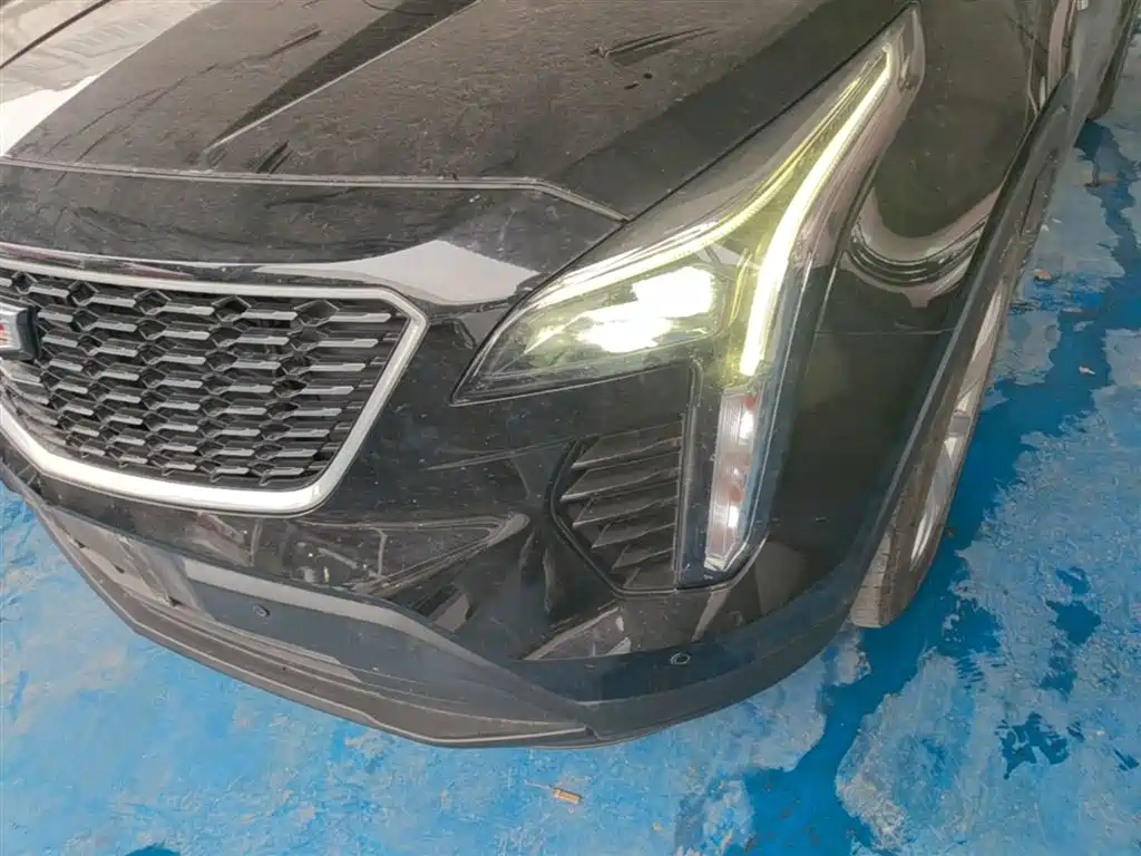 Cadillac XT4 — фото 24