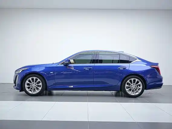 Cadillac CT5 — фото 2