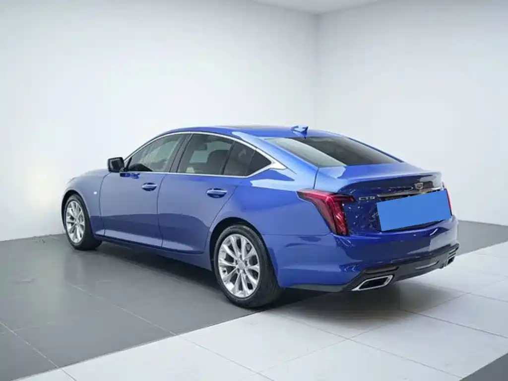 Cadillac CT5 — фото 5