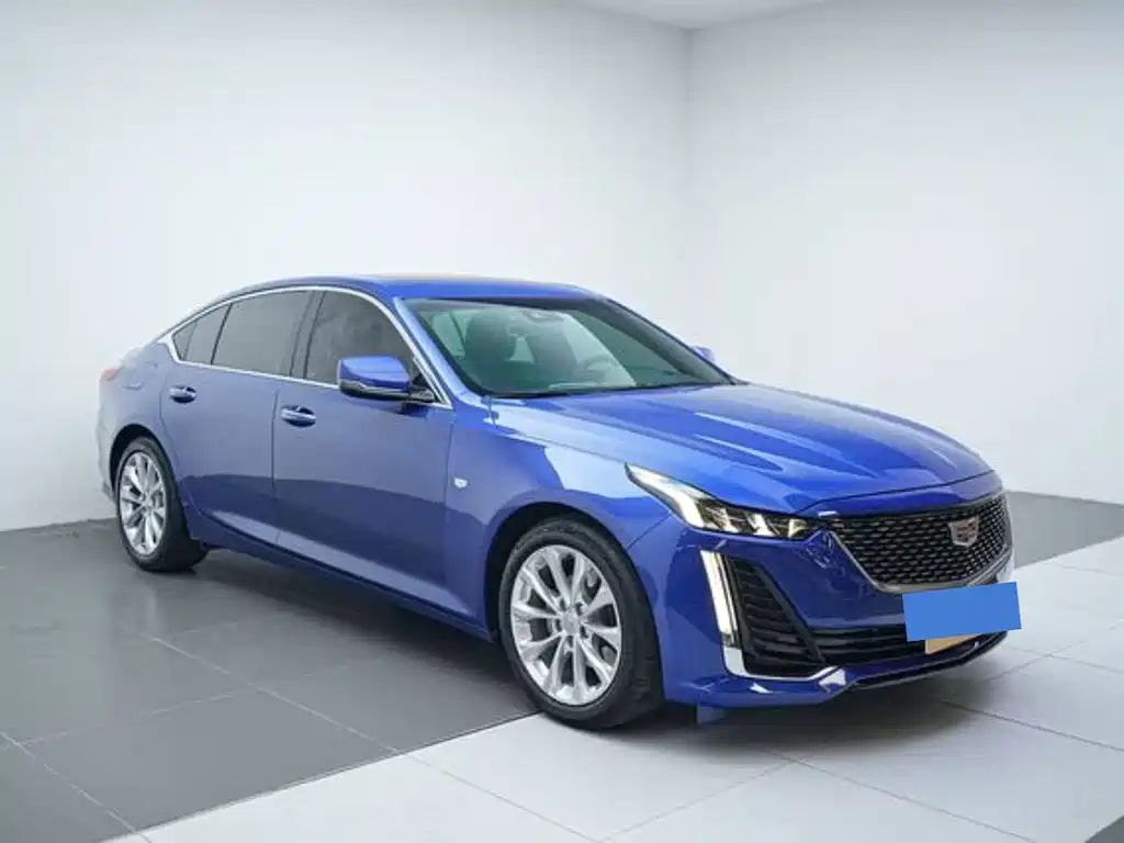Cadillac CT5 — фото 7